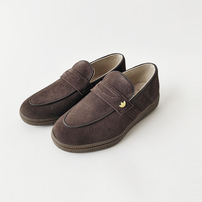 < adidas > スニーカーローファー