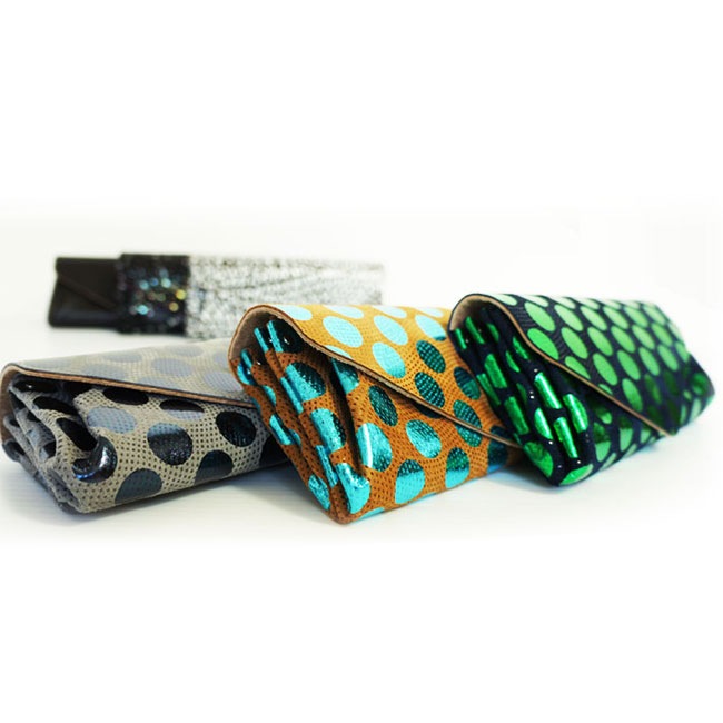 < carmine > Dot Leather Long Wallet / ロングウォレット