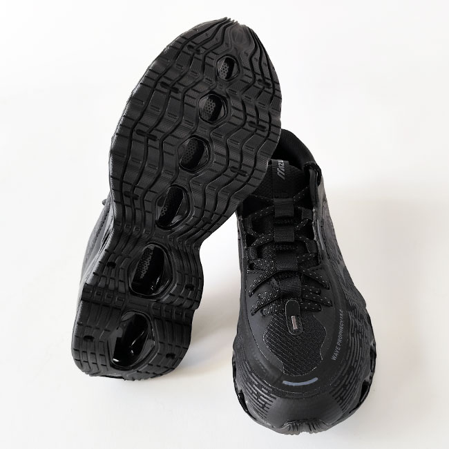 < MIZUNO > ウエーブ プロフェシー スニーカー