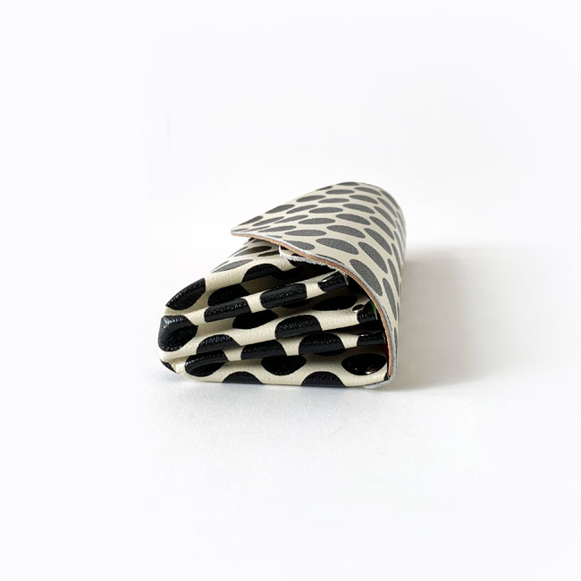 < carmine > Leather Long Wallet Clear Dot / 長財布