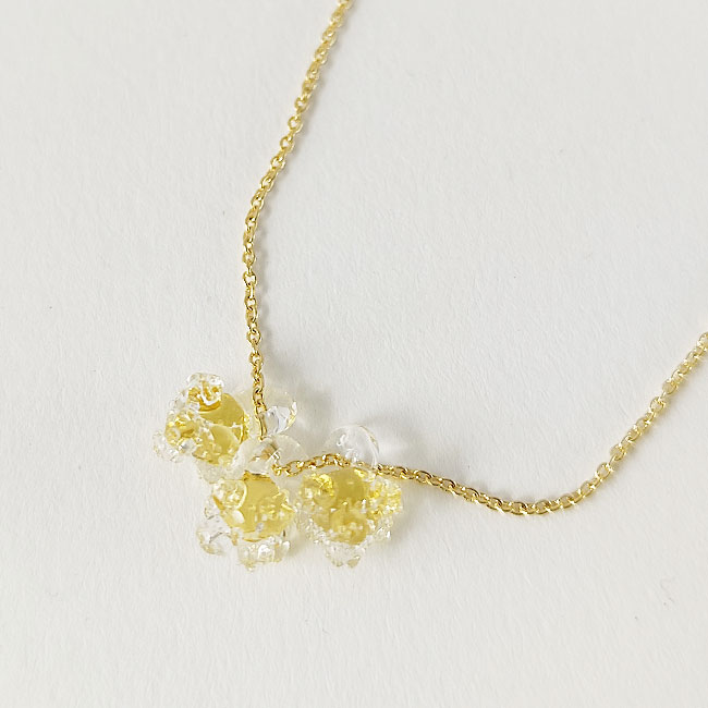 < HARIO Lampwork Factory> ひとふさのミモザ イエロー / ネックレス