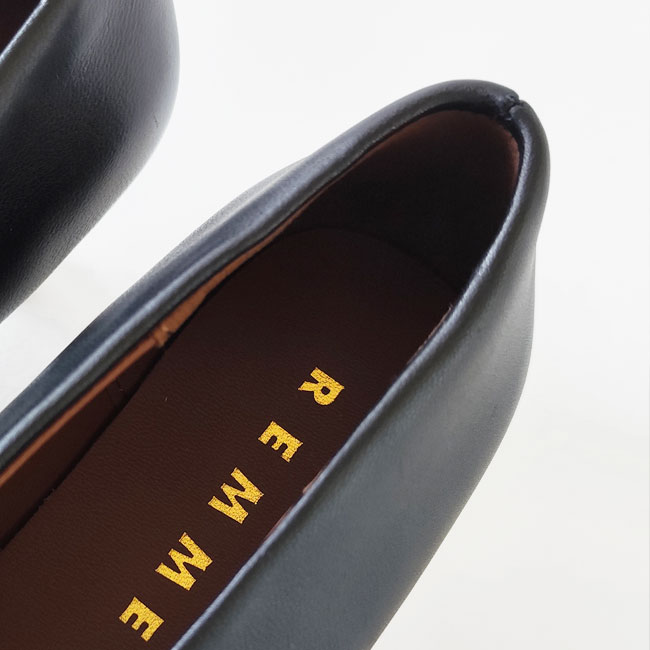 < REMME > ポインテッドパンプス