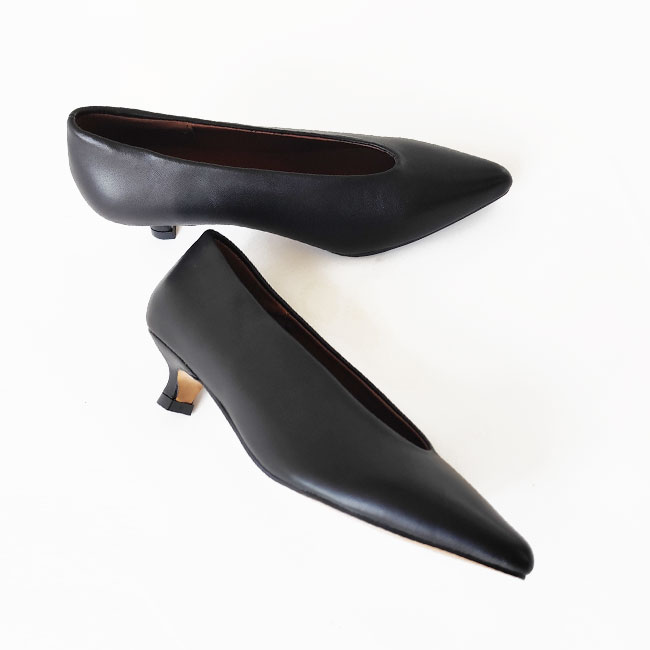 < REMME > ポインテッドパンプス