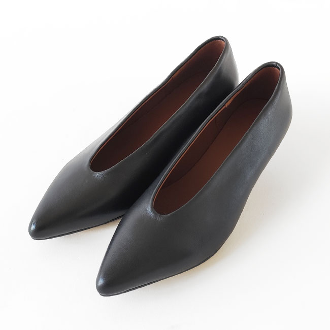 < REMME > ポインテッドパンプス