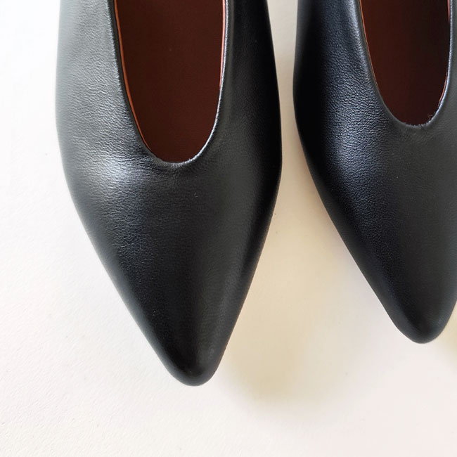 < REMME > ポインテッドパンプス