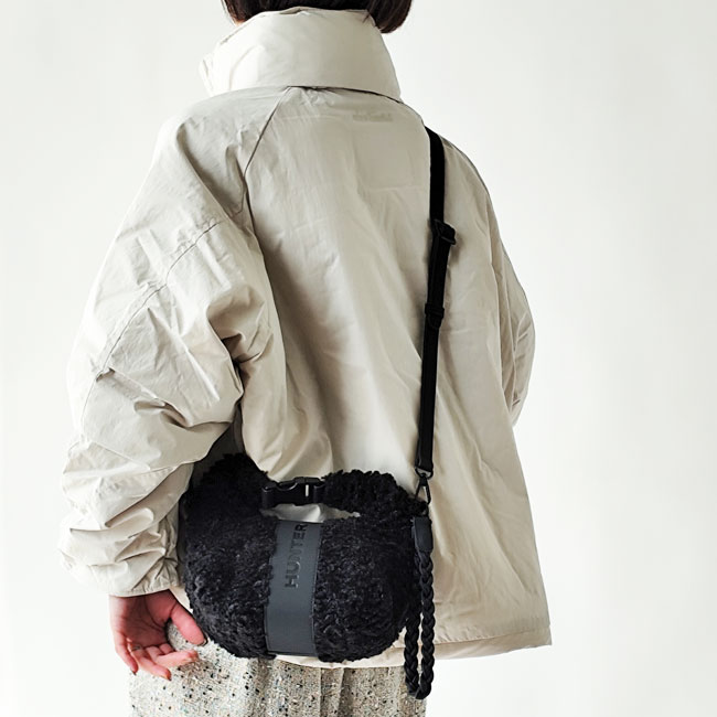< HUNTER > BOUCLE MINI CROSSBODY