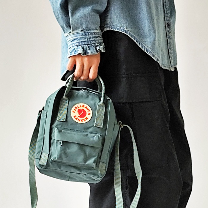 < FJALLRAVEN > Kanken Sling / ミニ ショルダーバッグ