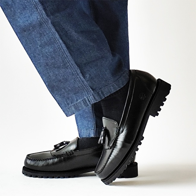 < Timberland > オーセンティック ローファー 