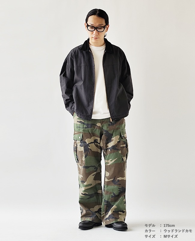 < NEW ERA > カモ カーゴパンツ