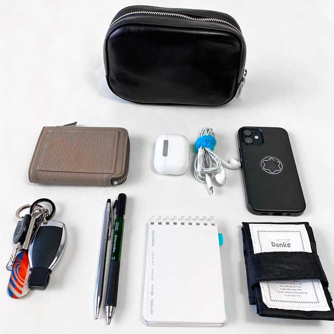 < aniary > Multi Case M / ポーチ