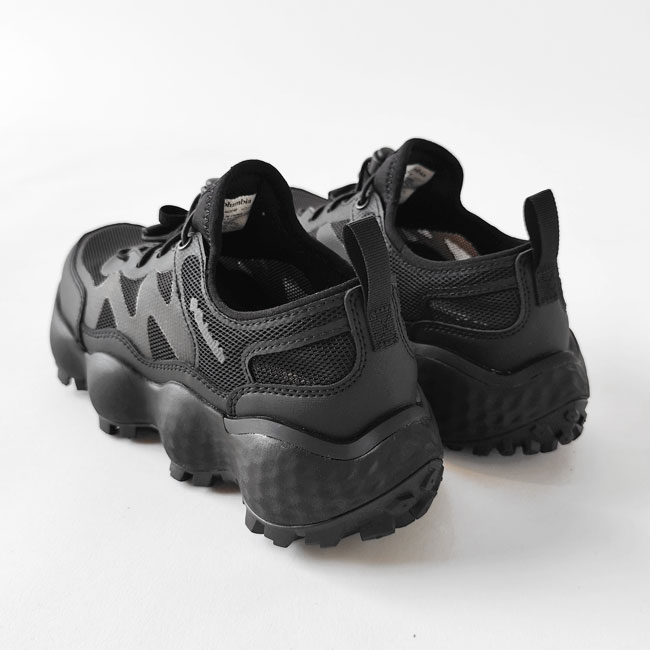 < Columbia > メッシュ スニーカー