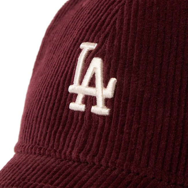 < NEW ERA > コーデュロイ キャップ