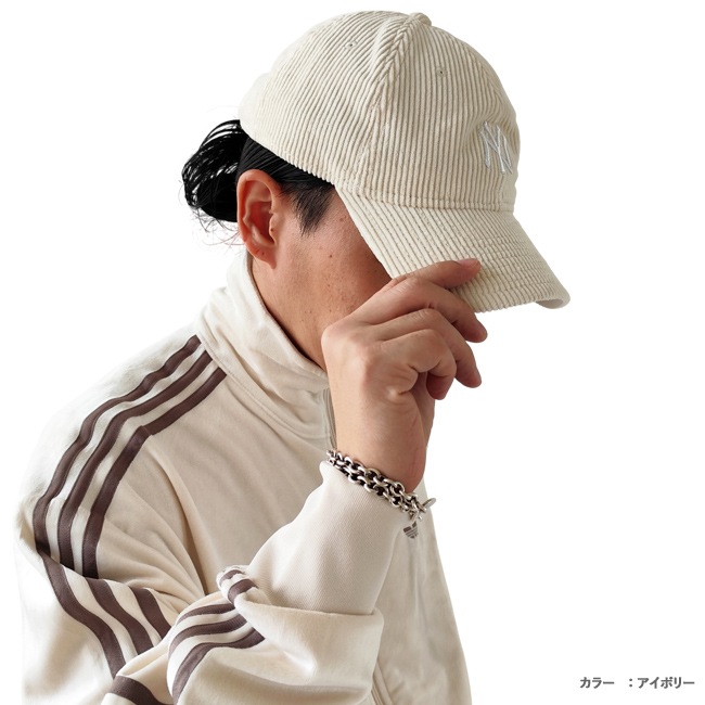 < NEW ERA > コーデュロイ キャップ