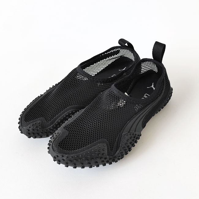 < puma > メッシュスニーカー