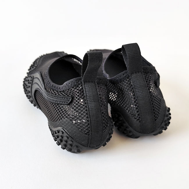 < puma > メッシュスニーカー