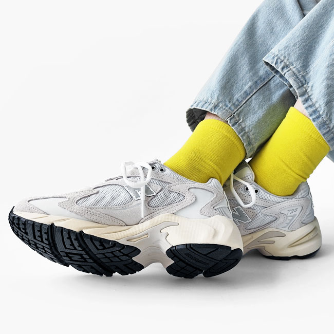 < new balance > ML725BA ML725BC/ スニーカー