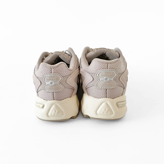 < new balance > ML725BA ML725BC/ スニーカー