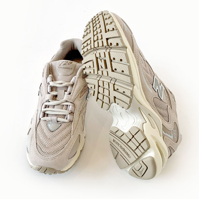 < new balance > ML725BA ML725BC/ スニーカー