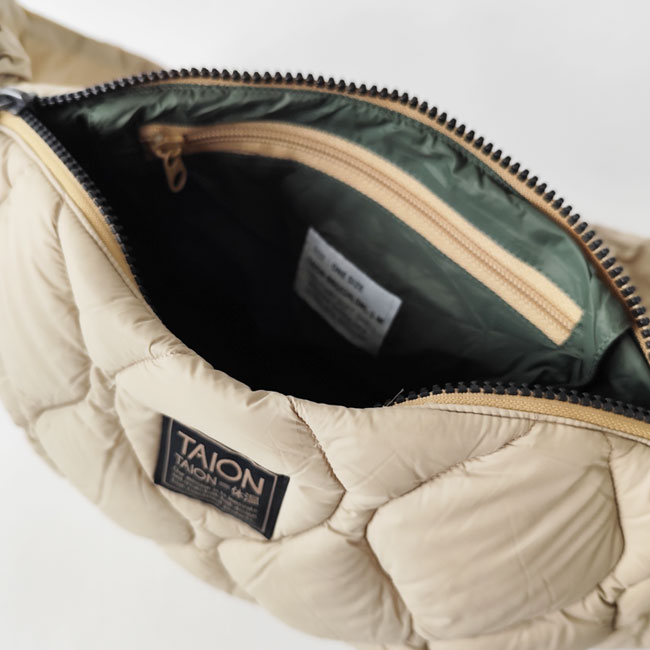 < TAION > ダウン バナナショルダー M