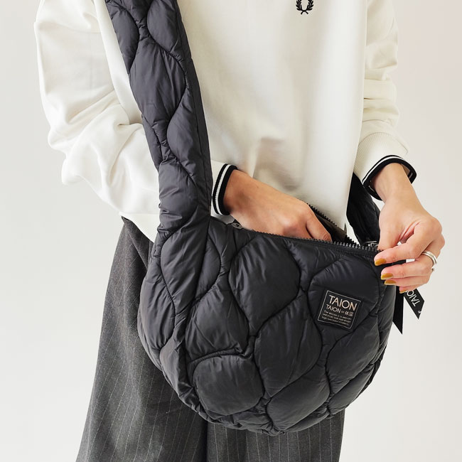 < TAION > ダウン バナナショルダー M