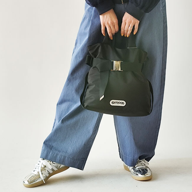 < OUTDOORPRODUCTS > パデットベルトトート