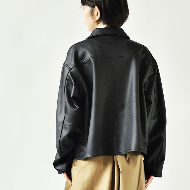 < whyto. > leather like shirt jacket / ジャケット