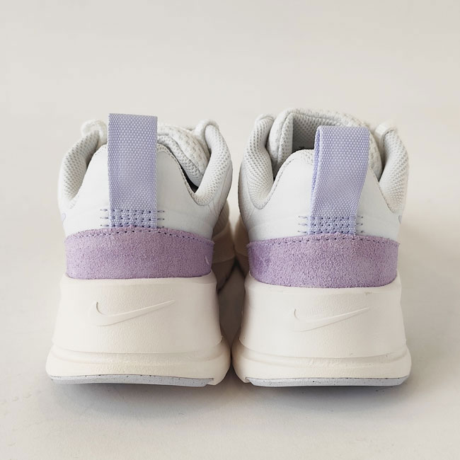 < NIKE > W AIR MAX NUAXIS SE / スニーカー