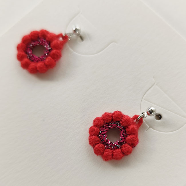 < 000 TRIPLE O > ミニフラワー/ ピアス / イヤリング