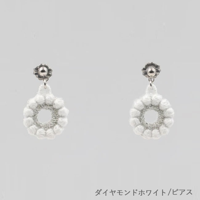 < 000 TRIPLE O > ミニフラワー/ ピアス / イヤリング