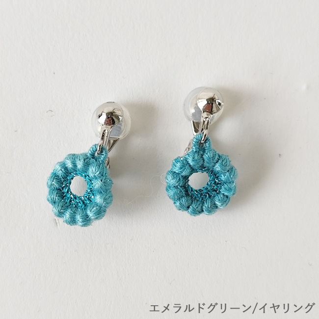 < 000 TRIPLE O > ミニフラワー/ ピアス / イヤリング