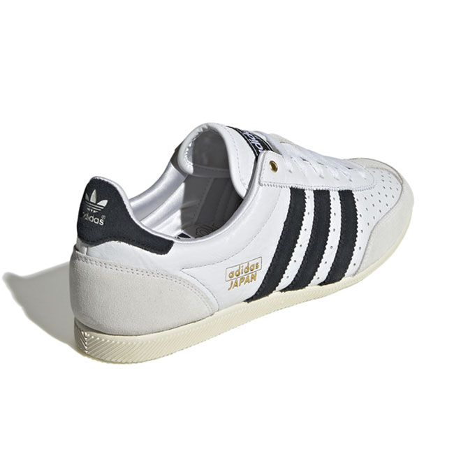 < adidas > JAPAN / スニーカー