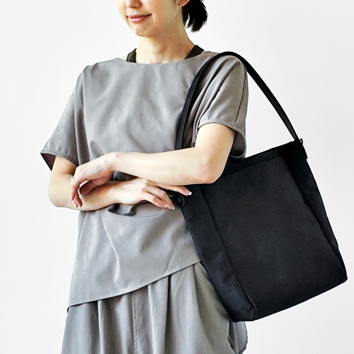 < TUTUMU > 2wayバッグ