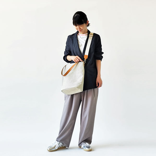 < TUTUMU > 2wayバッグ