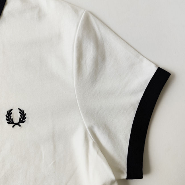 < FRED PERRY >クロップドリンガーT