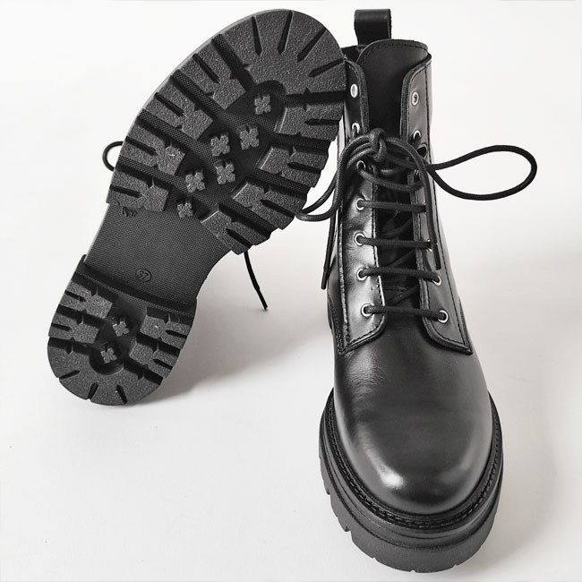 < ENESS > LACEUP BOOTS