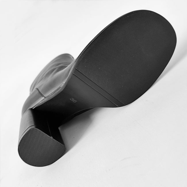 < REMME > チャンキーブーツ