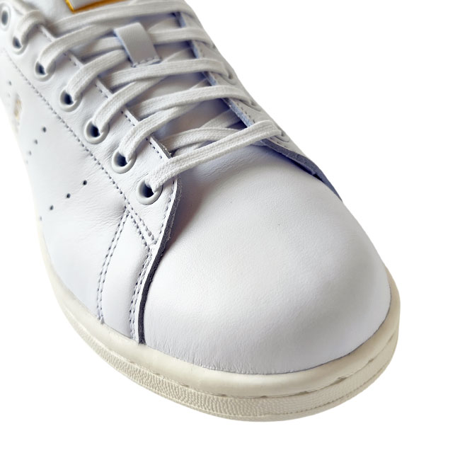 < adidas > スタンスミス ゴアテックス