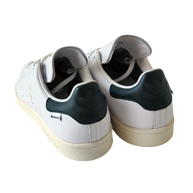 < adidas > スタンスミス ゴアテックス