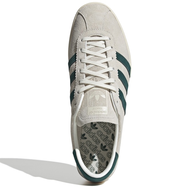 < adidas > TOBACCO / オフホワイト