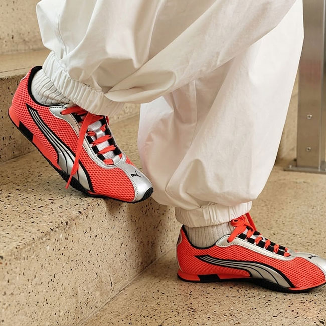 < puma > メッシュスニーカー