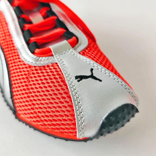 < puma > メッシュスニーカー