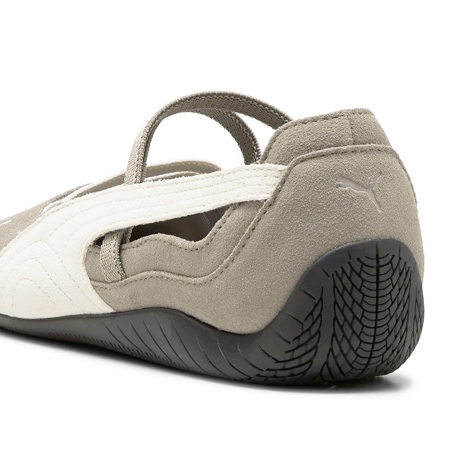 < puma > バレエ スニーカー