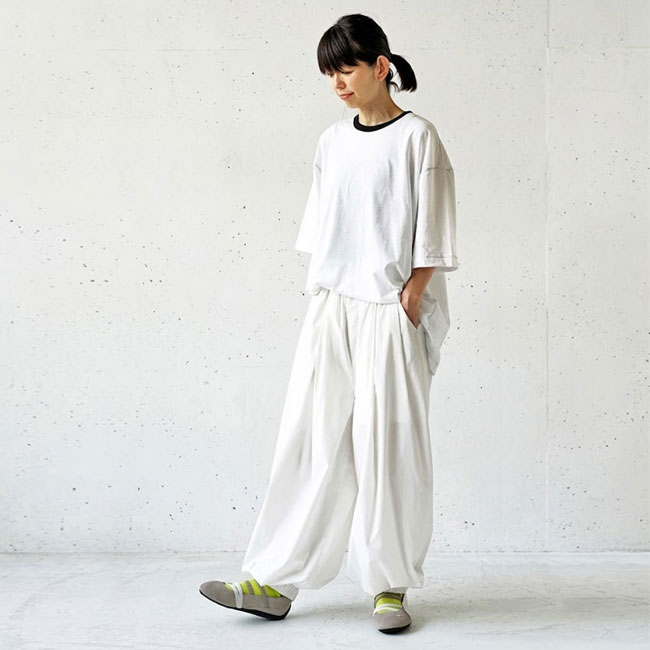 < puma > バレエ スニーカー