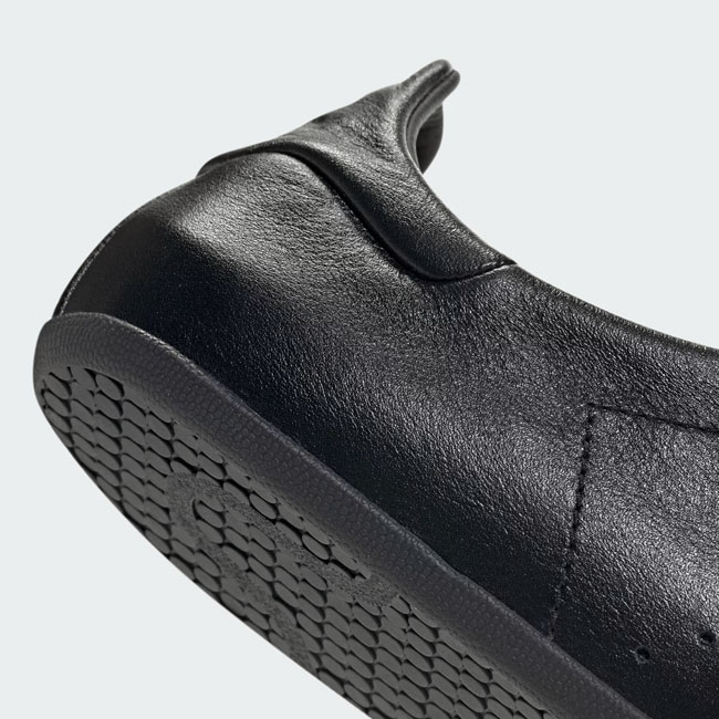 < adidas > スタンスミス ロープロ
