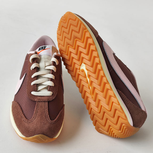 < NIKE > W PACIFIC / スニーカー