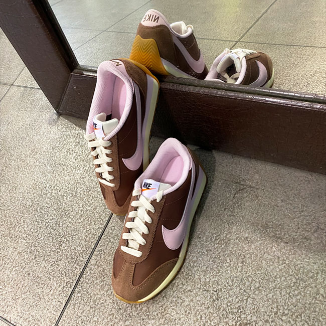 < NIKE > W PACIFIC / スニーカー