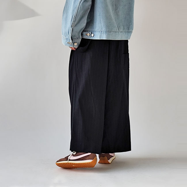 < NIKE > W PACIFIC / スニーカー