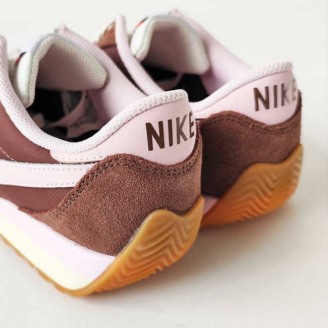 < NIKE > W PACIFIC / スニーカー