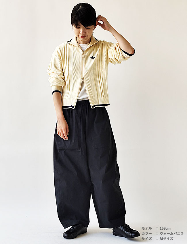< adidas > ケーブルニット トラックトップ