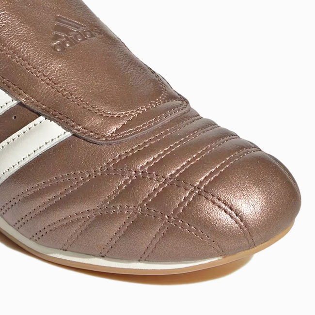 < adidas > TAEKWONDO W / スニーカー